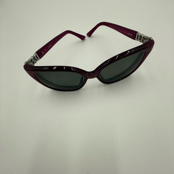 Bundle 2 Pairs Ladies Fashion Sunglasses, Guess and Nine & Company - Picture 3 of 6